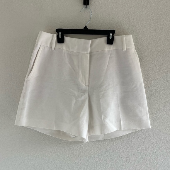 NWT REISS | Tailored Modern Lyla Twill Cotton Blend Shorts in White | Size US 8 - Picture 2 of 12